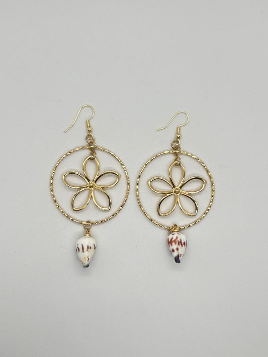 Light cone shell x tiare Earrings