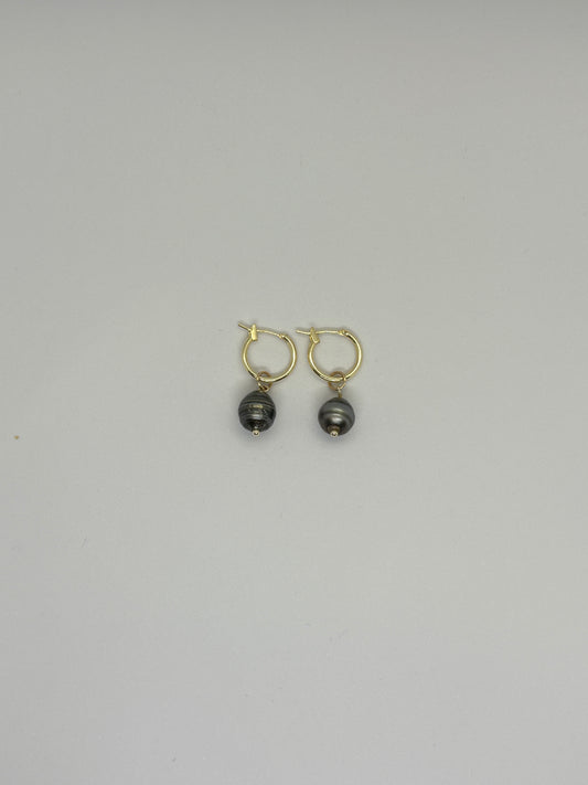 Black Pearl hooped Huggies